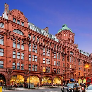 Apartment Vip Serviced Excellent Location Great Price, London